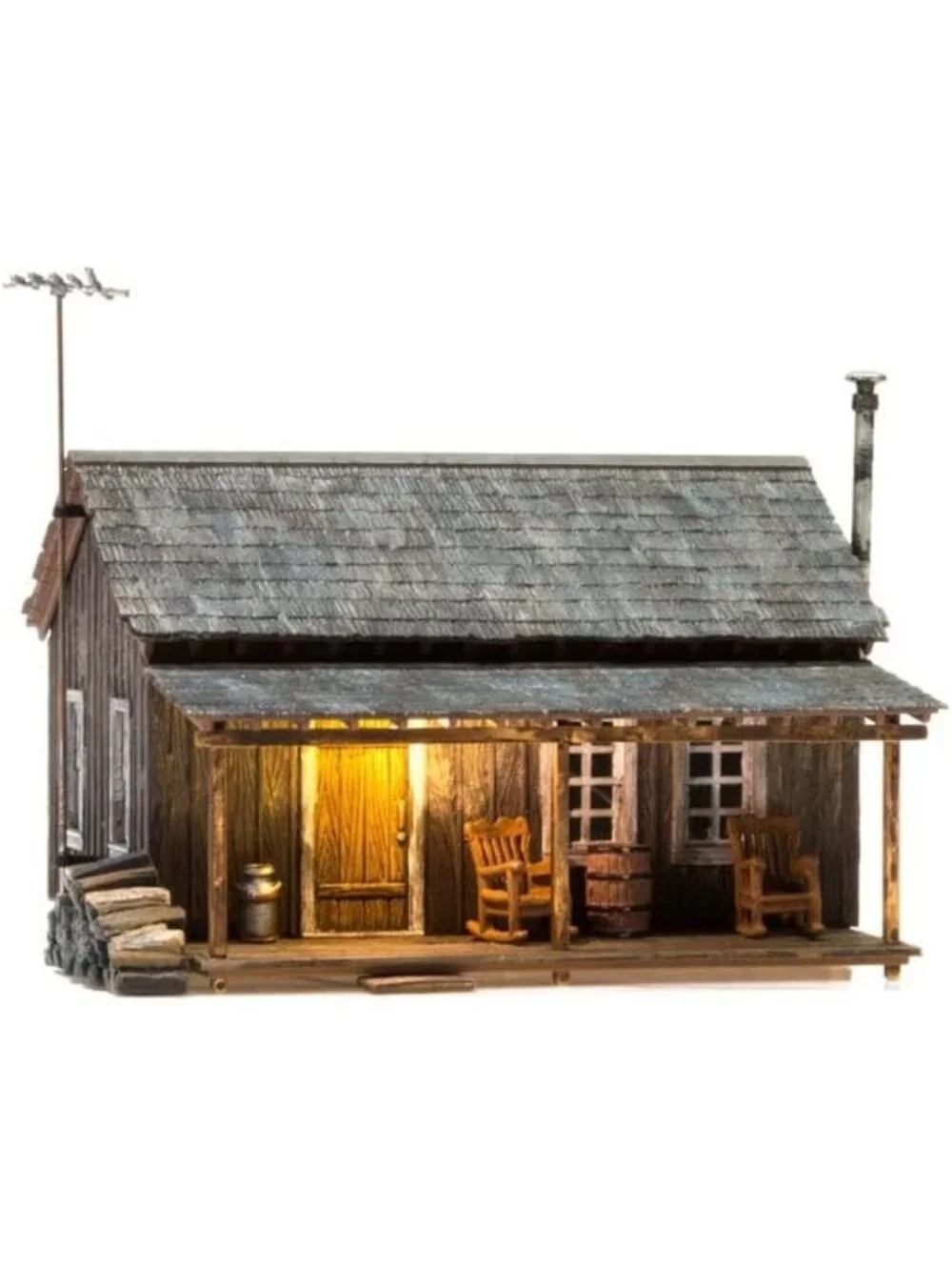 Rustic Cabin HO Scale Model - Detailed Woodland Scenery for Dioramas & Layouts